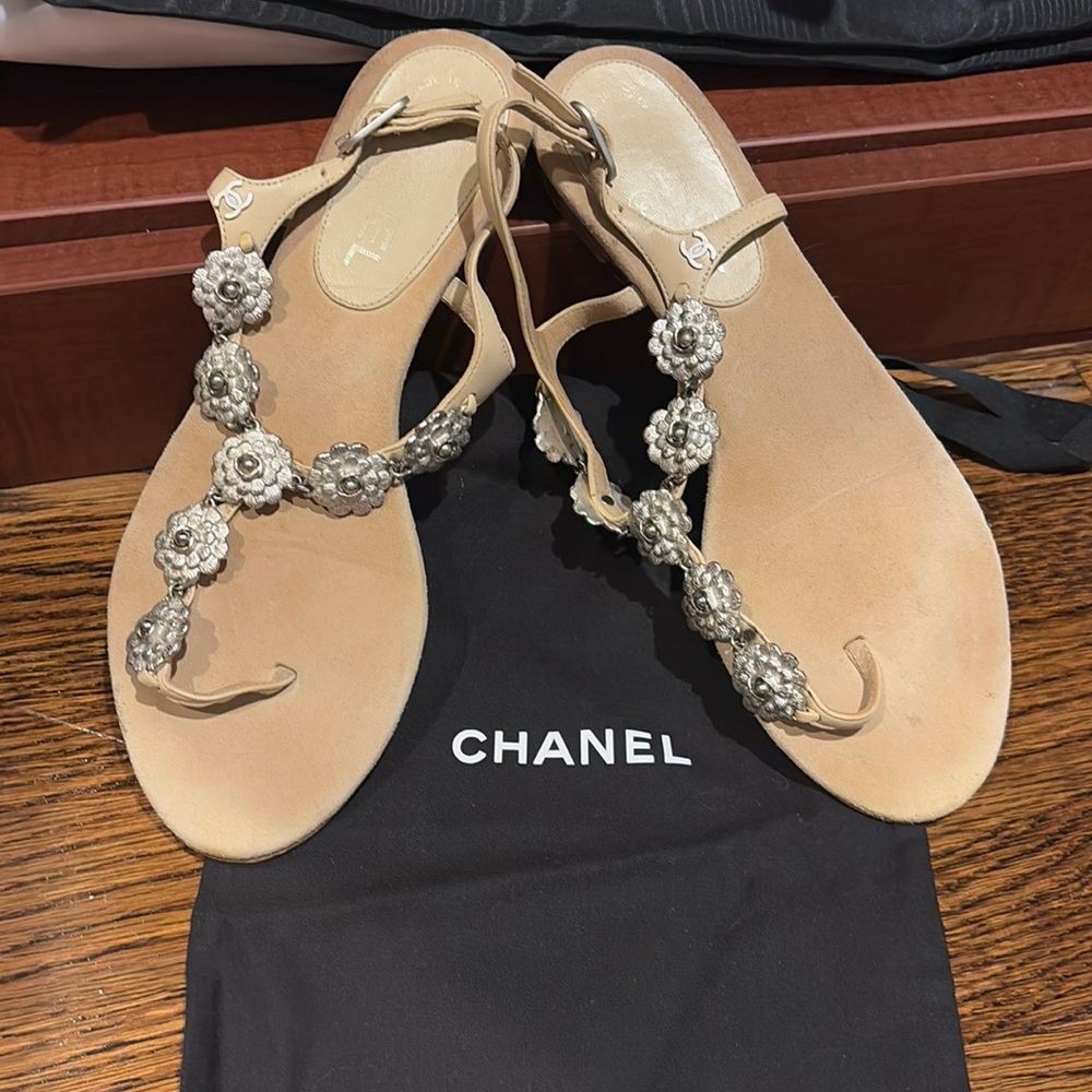 Chanel Sandals with Silver metal floral embellishments-size 38